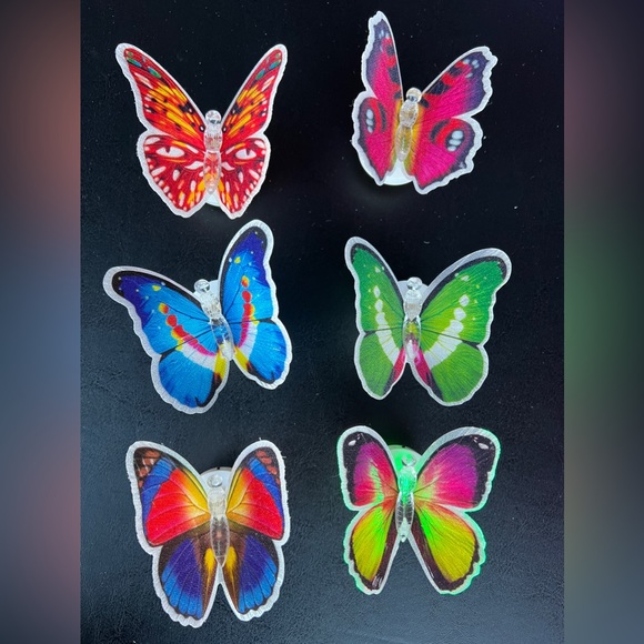 Window Light up Butterfly - Picture 1 of 2